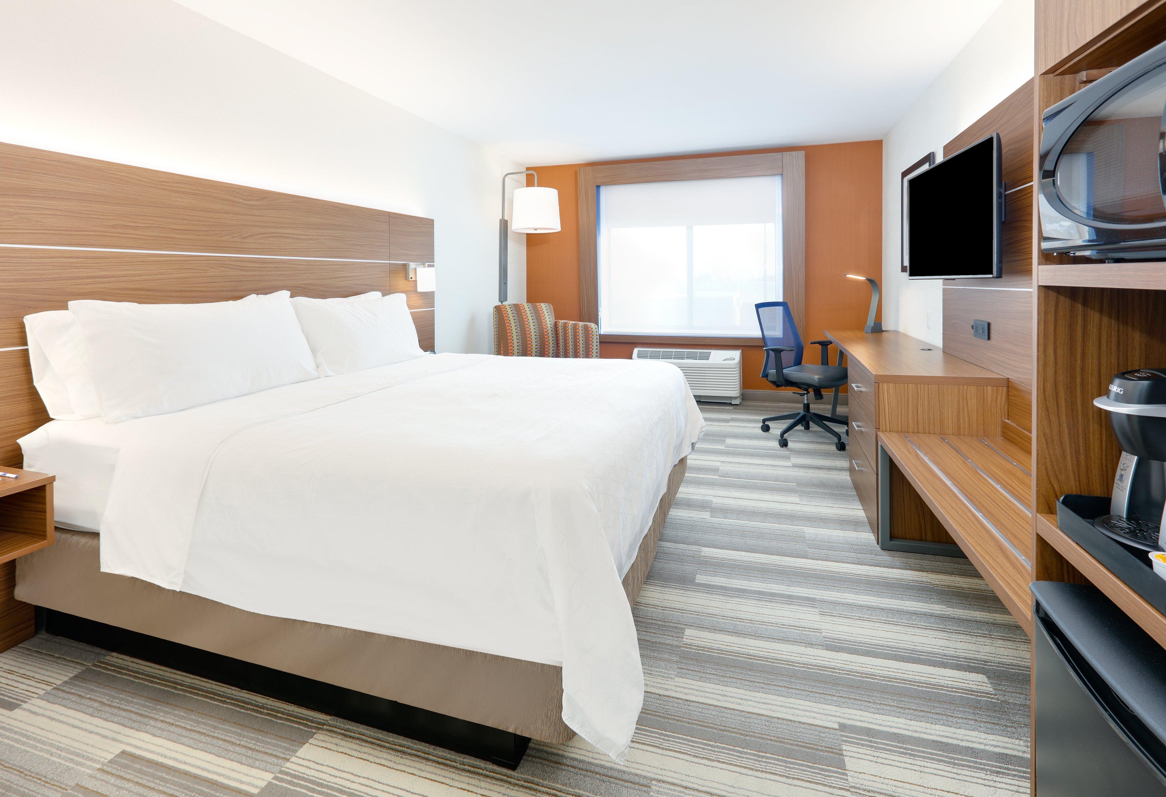Holiday Inn Express & Suites Mitchell By Ihg Exterior photo
